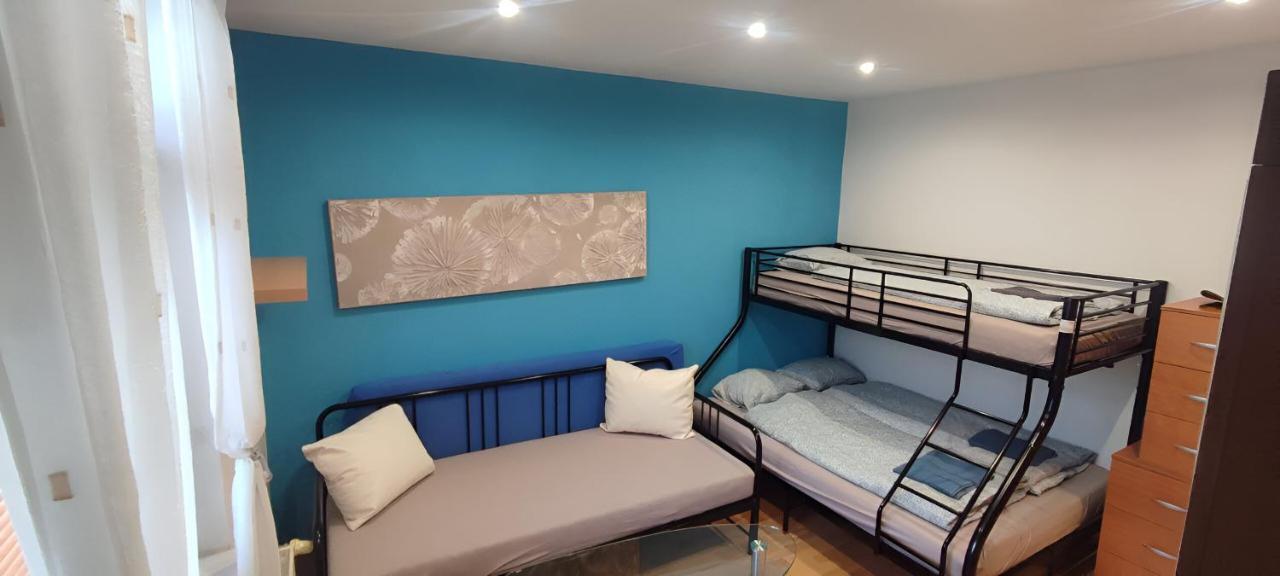 Blue Apartment In City Center, Best Location Bratislava Luaran gambar