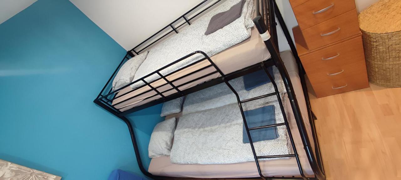 Blue Apartment In City Center, Best Location Bratislava Luaran gambar