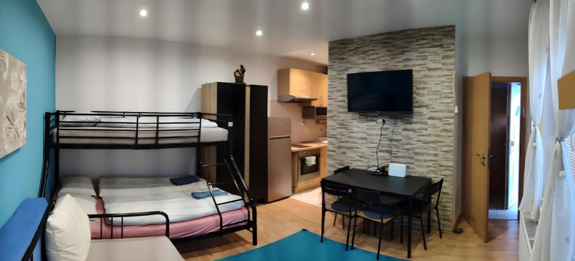 Blue Apartment In City Center, Best Location Bratislava Luaran gambar